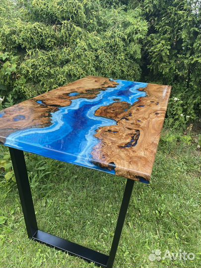 Кухонный стол