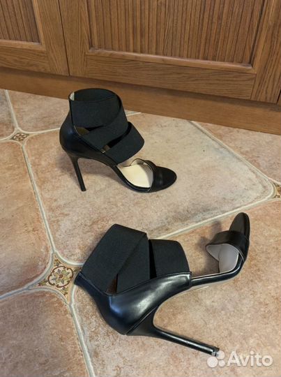 Босоножки 39 Bambi