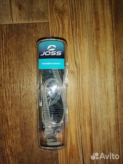 Очки для плавания