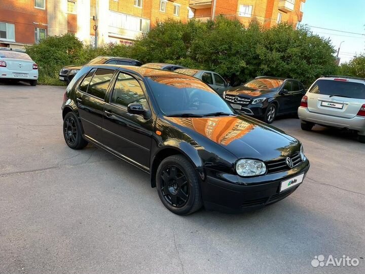 Volkswagen Golf 1.6 МТ, 1998, 216 000 км