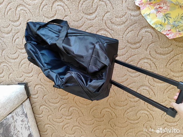 Cумка дорожная на колесах