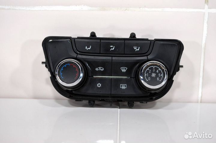 Блок управления отопителем Opel Zafira C 2012+