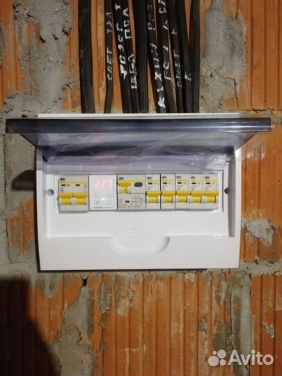 Электромонтажные работы под ключ