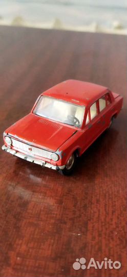 Модели автомобилей СССР ваз 2101 мотоцикл с кол
