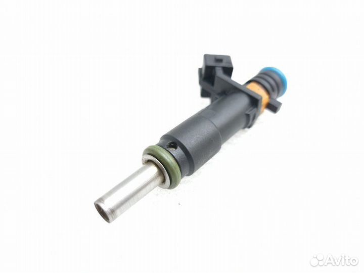 Форсунка топливная Chevrolet Cruze J300 1.8 F18D4