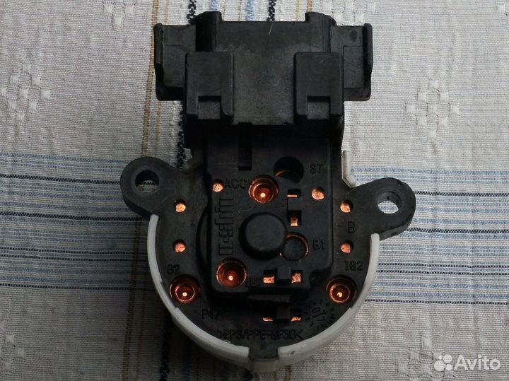 Контактная группа замка зажигания Suzuki