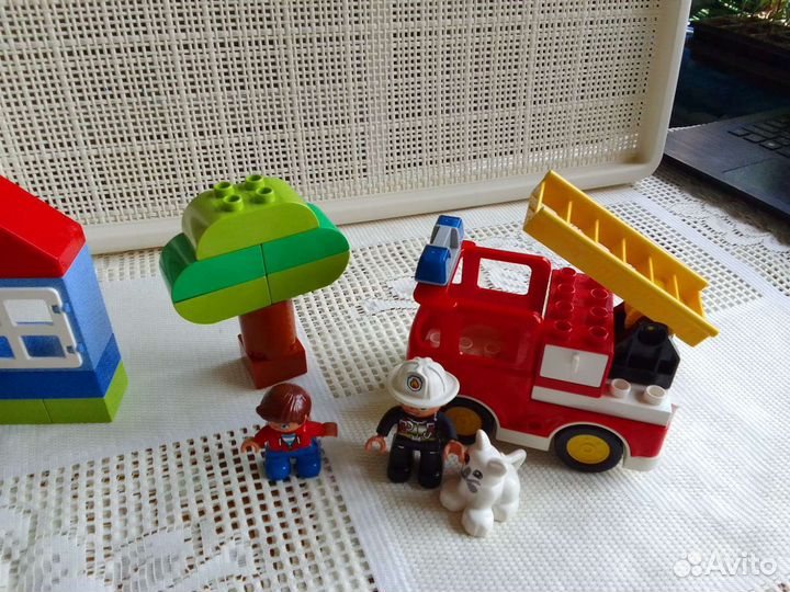 Lego duplo. Пожарная часть. Наборы