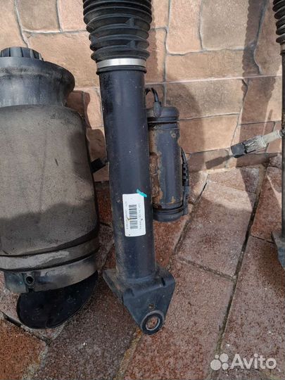 Стойки (перед,зад) пневмо подушки Mercedes GLS