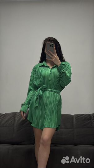 Платье рубашка зеленое новое