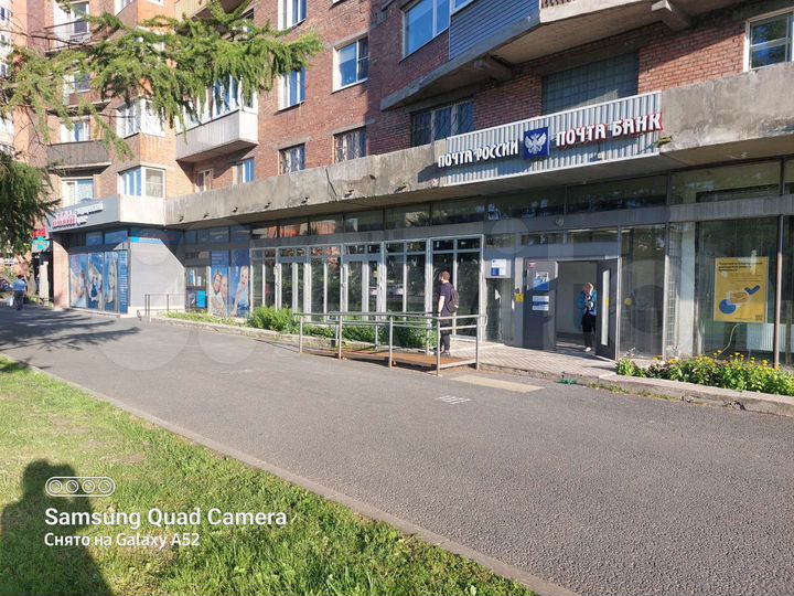 Торговая площадь, 65 м²