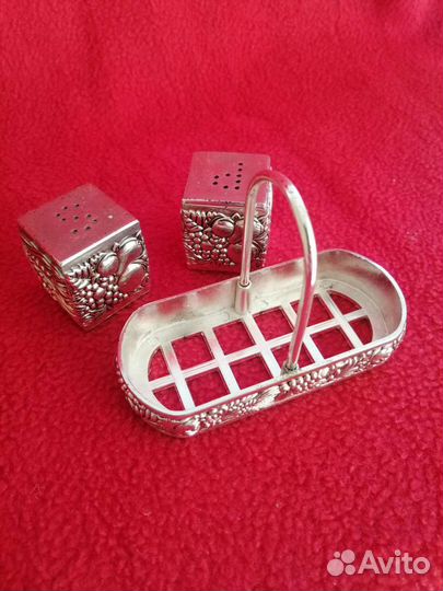 Винтажный посеребренный набор солонка и перечница