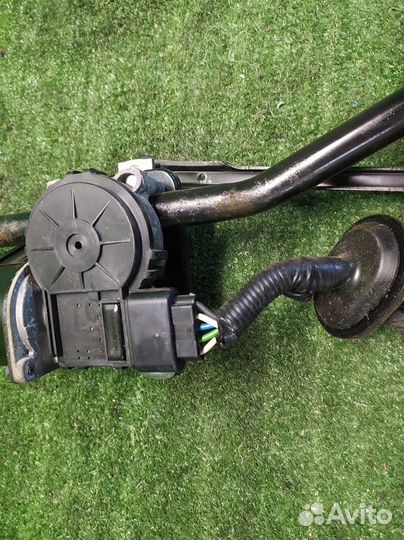 Трапеция стеклоочистителей KIA ceed (ED) 2010