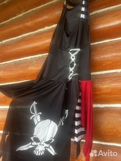 Костюм пиратки женский с шляпой