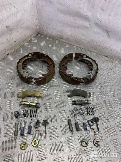 Ремкомплект стояночного тормоза Toyota Camry V50