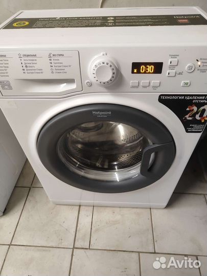 Hotpoint Ariston (Узкая 33 см)