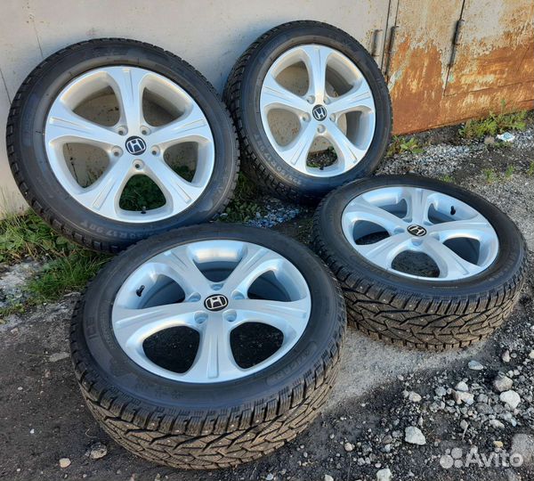 Honda Accord R17 зимние колеса