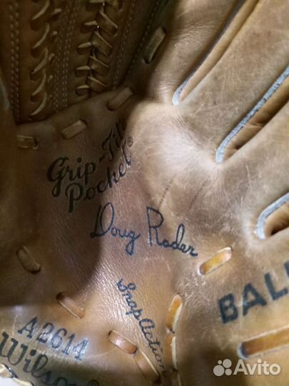 Бейсбольная перчатка Wilson A 2614