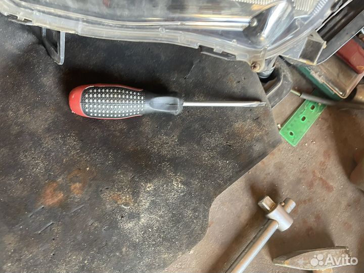 Фары на лансера 10