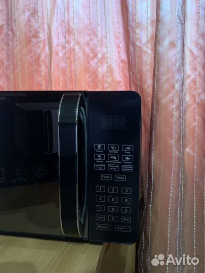 Микроволновая печь hyundai HYM-D2076