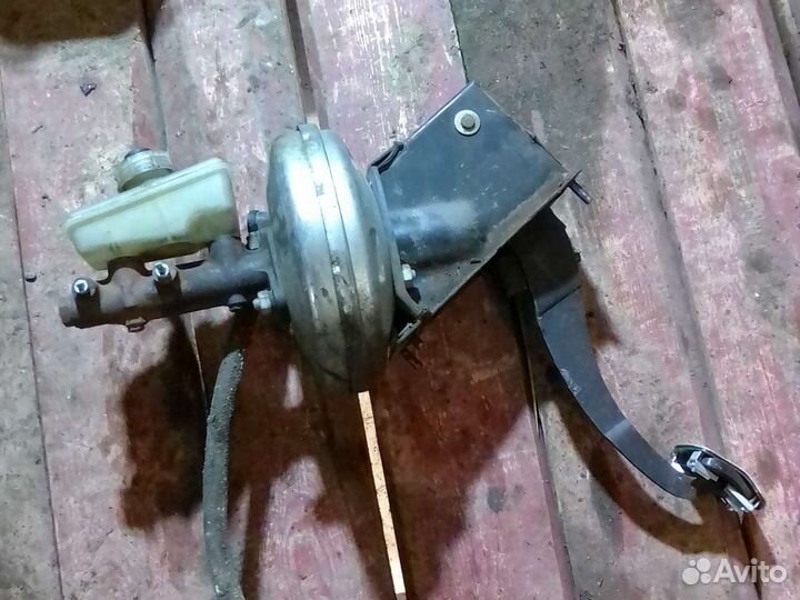 Вакуумный усилитель с тормозным цилиндром ваз 2110