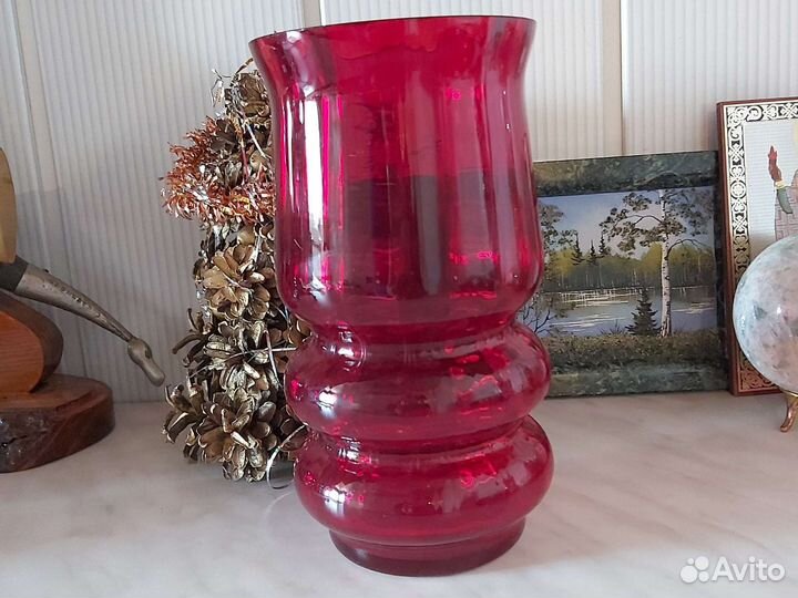 Ваза рубиновое стекло