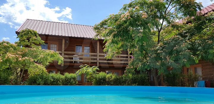 Комната 20 м² в 1-к., 1/2 эт.