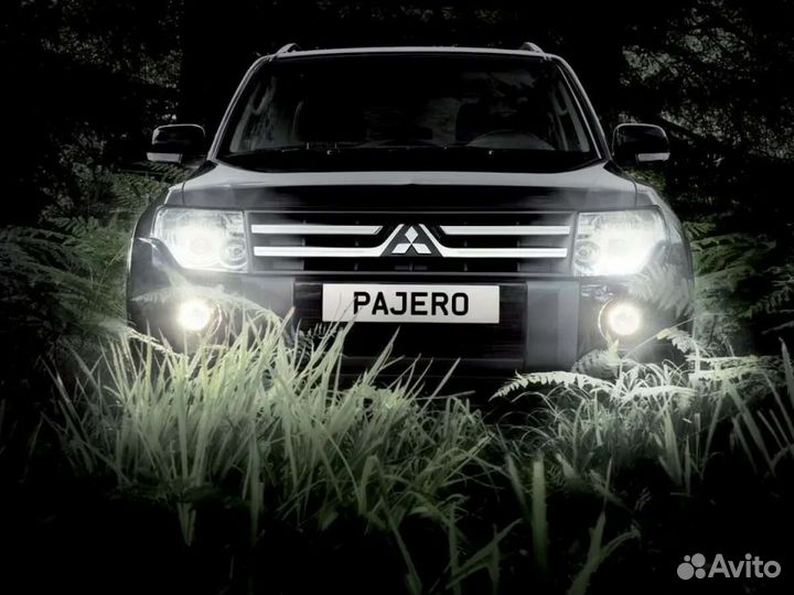 Стëкла фар Mitsubishi Pajero 4 рест. 2011 - 2014