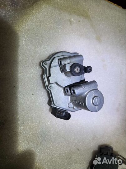 Регулятор воздушной заслонки с коллект. 059129086M