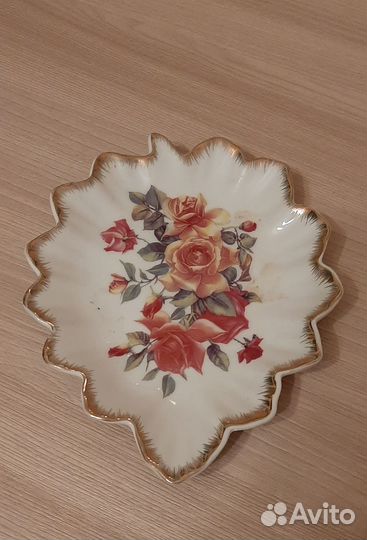 Фарфоровый листик