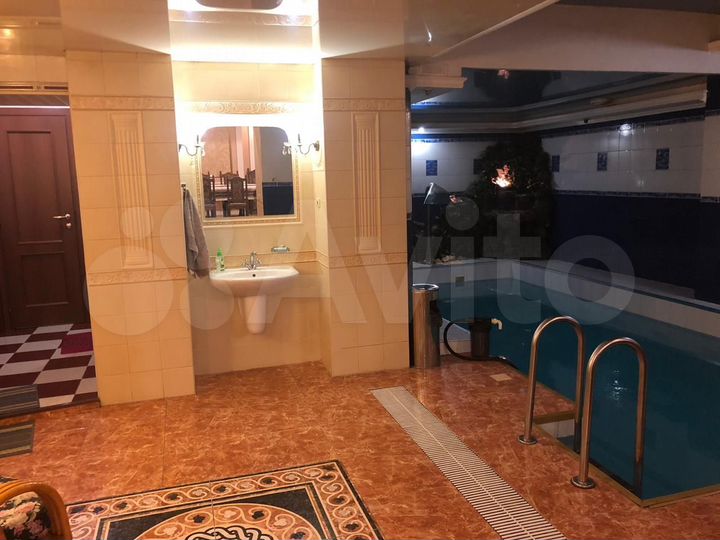 Общепит, 350 м²