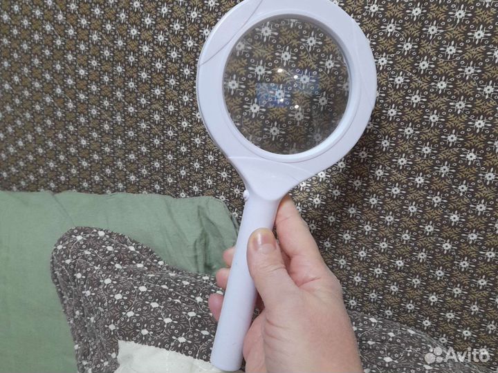 Лампа лупа светодиодная