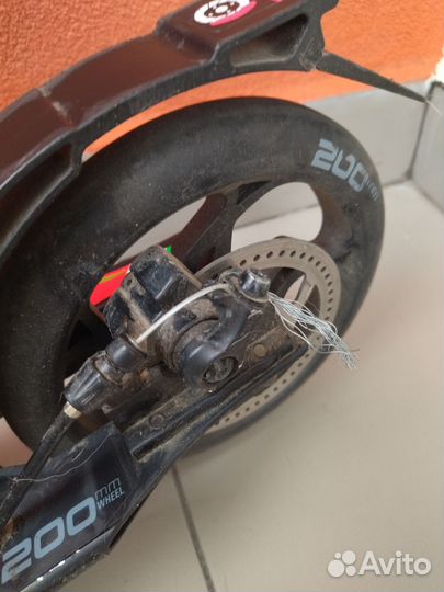 Самокат Roces