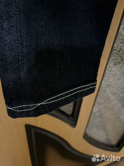 Джинсы женские