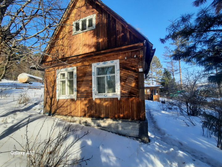 Дача 30 м² на участке 6 сот.