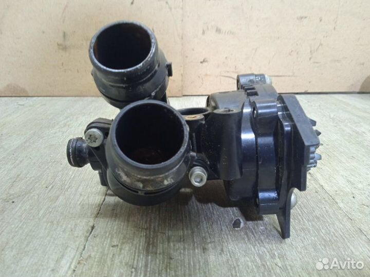 Помпа Volkswagen Passat B6 BZB 2008