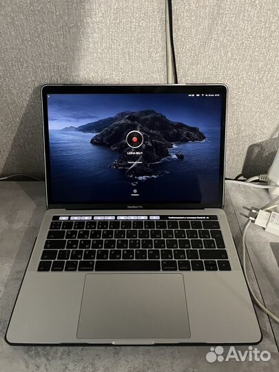 Macbook pro 13 с tacbar core i5