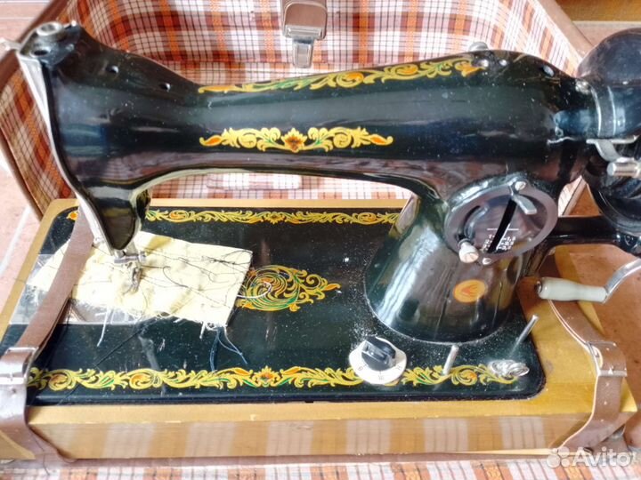 Швейная машинка