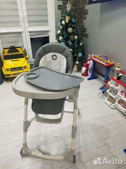 Стульчик для кормления lionelo cora