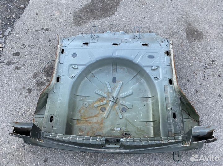 Панель задка задняя Фартук Renault duster