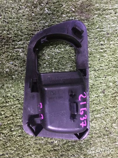 Накладка ручки задняя правая Nissan Qashqai J10