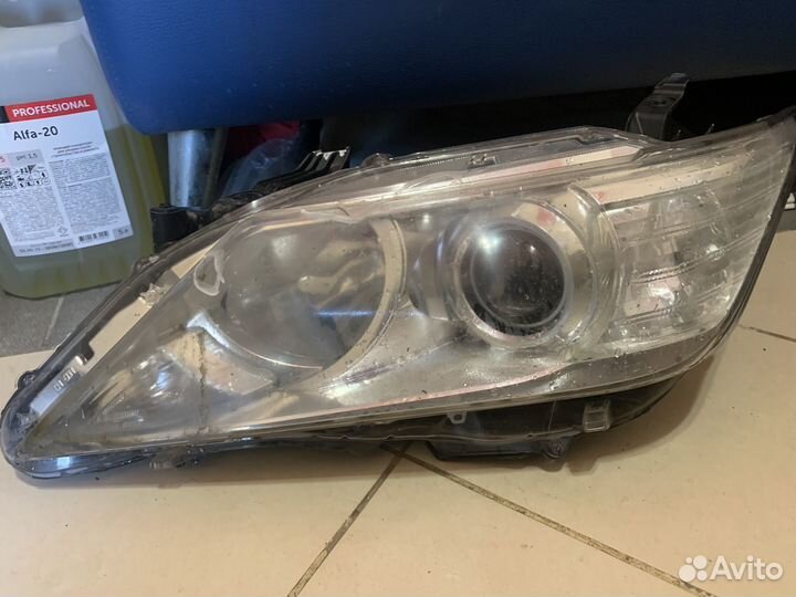 Левая фара toyota camry v 50