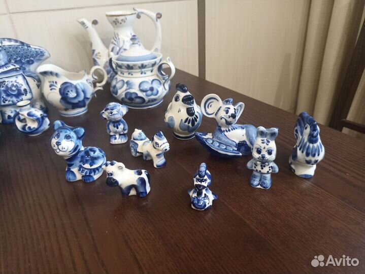 Фарфоровая посуда гжель