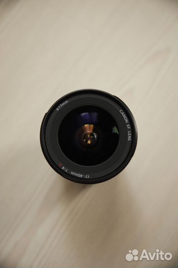 Объектив Canon 17-40 f.4