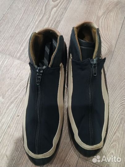 Конькобежные коньки