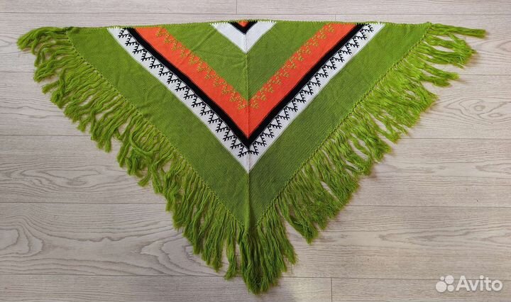 Платок шаль бактус
