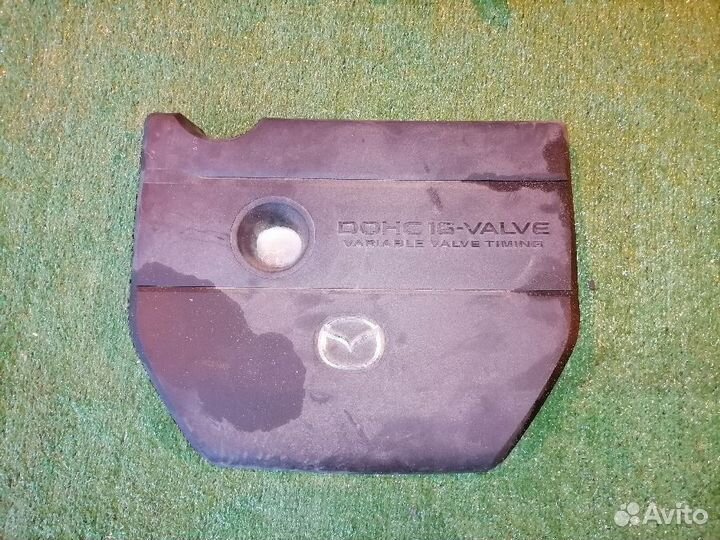 Декоративная крышка двс LF96102F1 Mazda Axela BK b