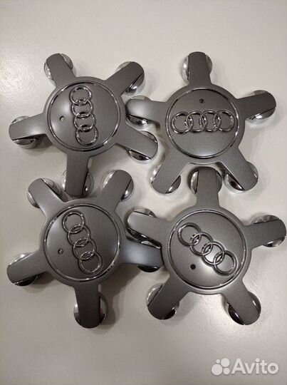 Новые оригинальные колпаки для литых дисков Ауди