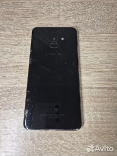 Samsung Galaxy A8+, 4/32 ГБ