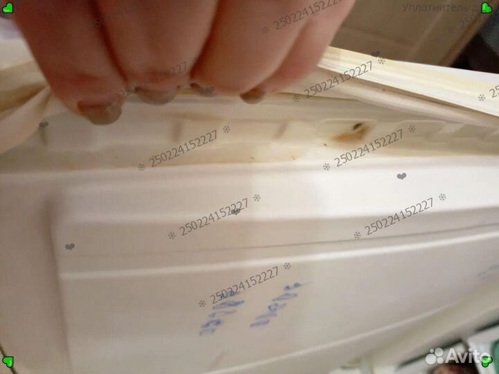 Уплотнительная резинка дверцы холодильного стола