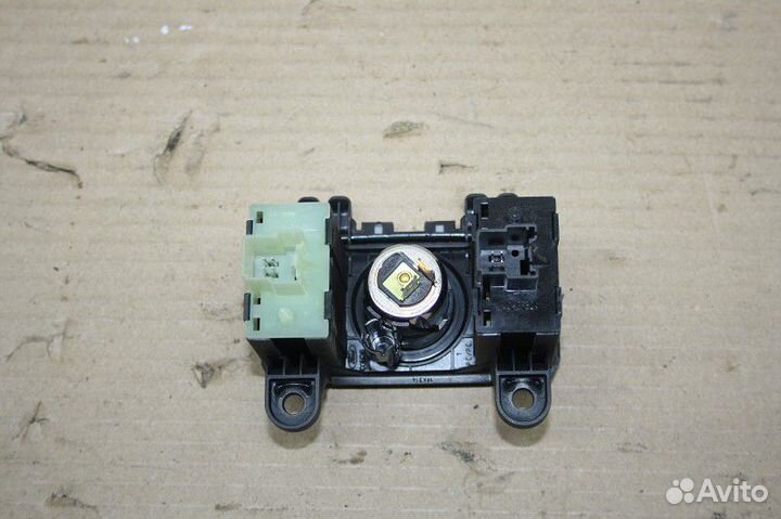 Кнопка обогрева сидений ford kuga II 2012